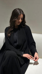 Noir Lace Abaya