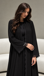 Noir Lace Abaya