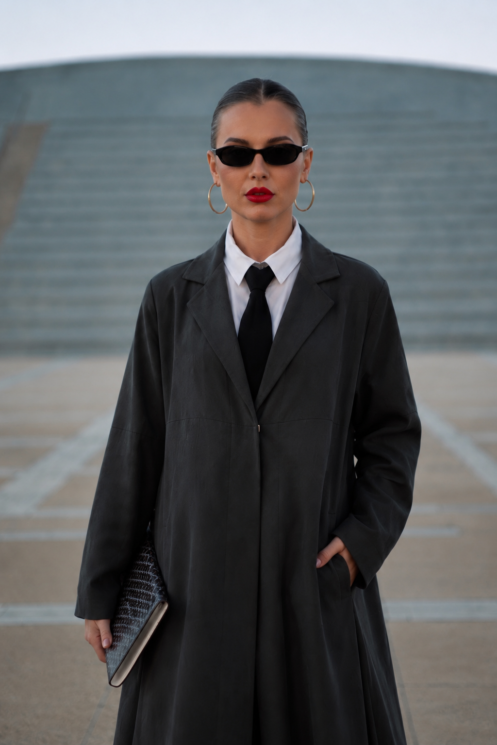 Black | Coastal Abaya view 1